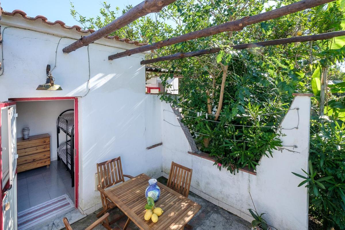 La Rosa Dei Venti Aparthotel Procida Exterior foto